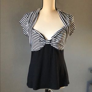 Stripped top Size M